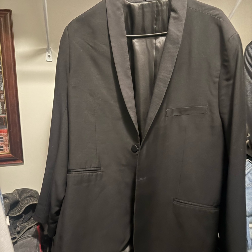 H&M Elegant Black Tuxedo Jacket